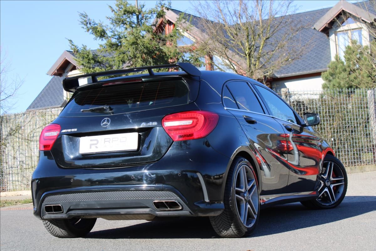 Mercedes-Benz Třídy A, A45 AMG 4MATIC / 265kW - fotka 2