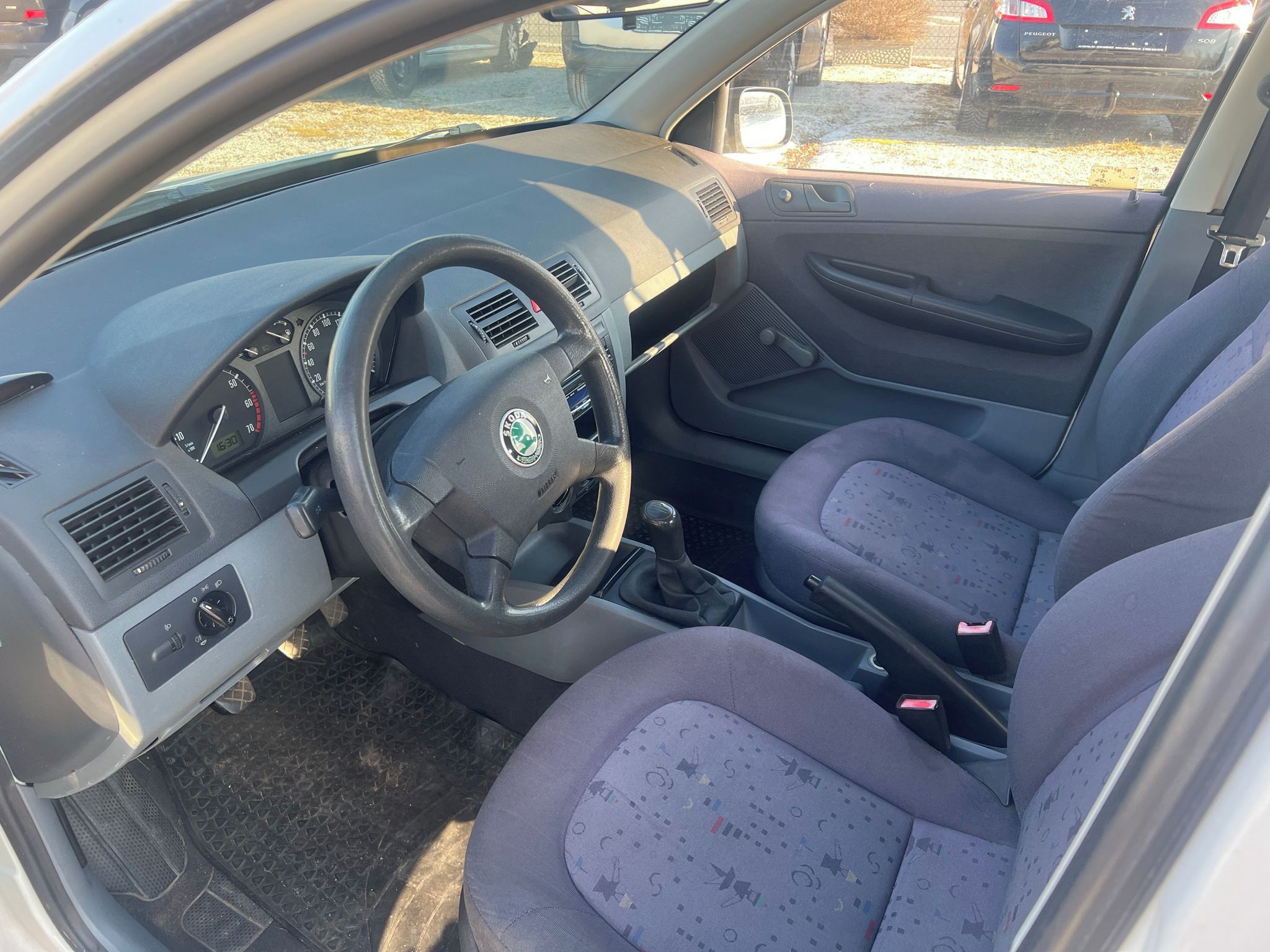 Škoda Fabia, 1.2 HTP Junior - fotka 6