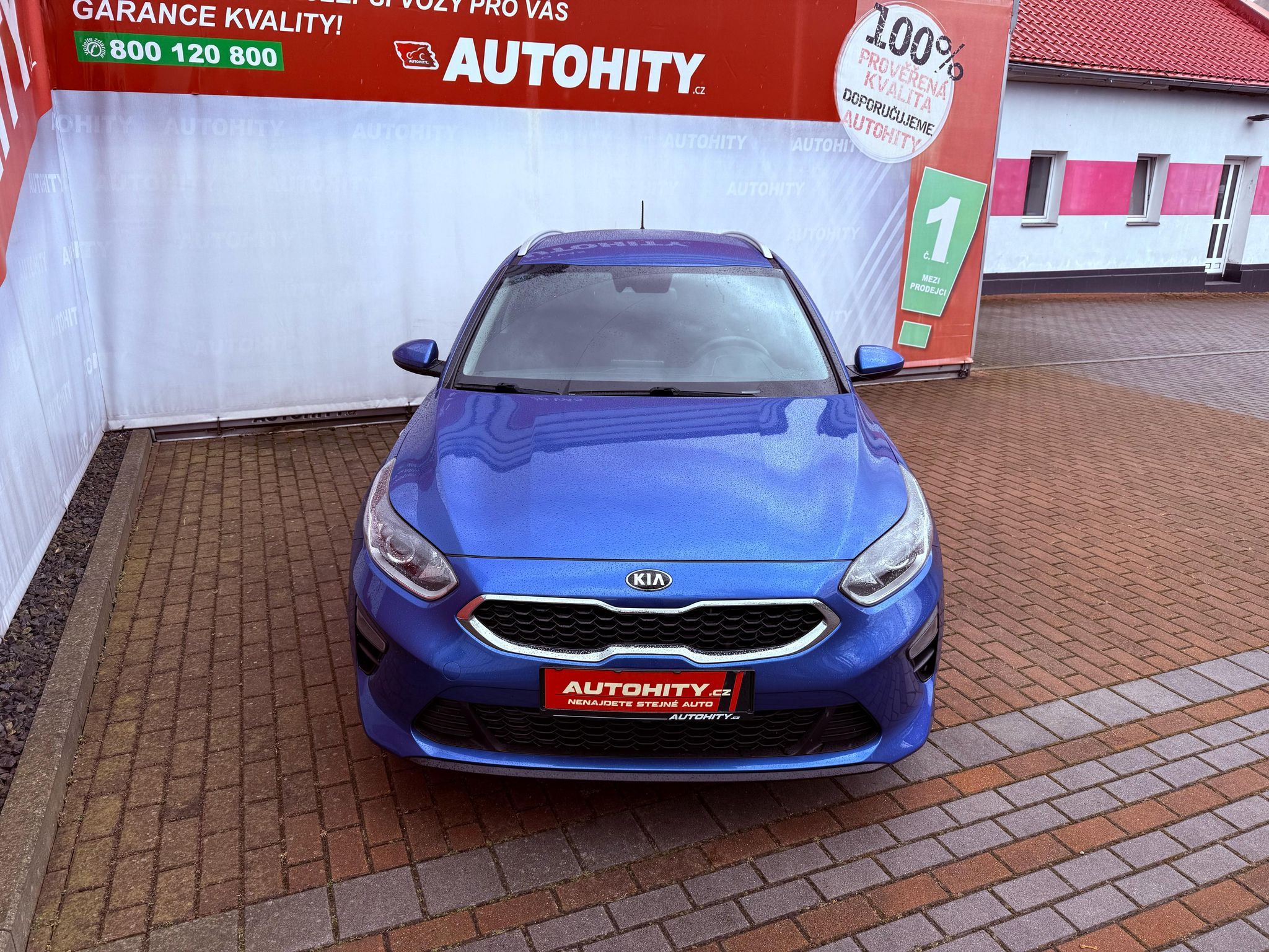 Kia Cee´d, 1.6 CRDi Comfort, ČR, 1.Maj - fotka 2