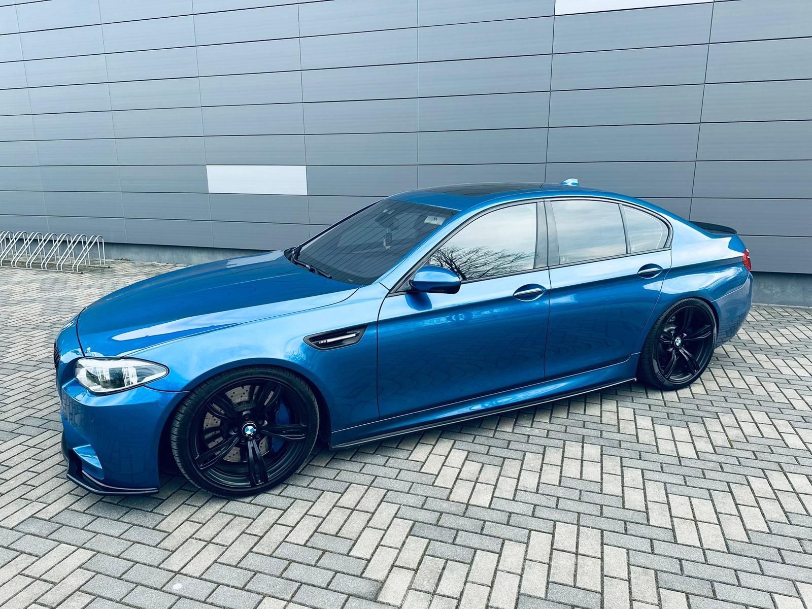 BMW M5, 4.4L Monte Carlo Blue H&R Top - fotka 4