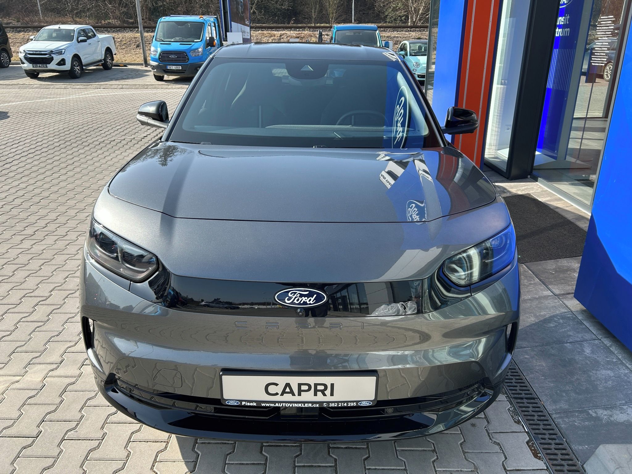 Ford Capri, 79 kWh dojezd (250 kW/340 k) - fotka 2