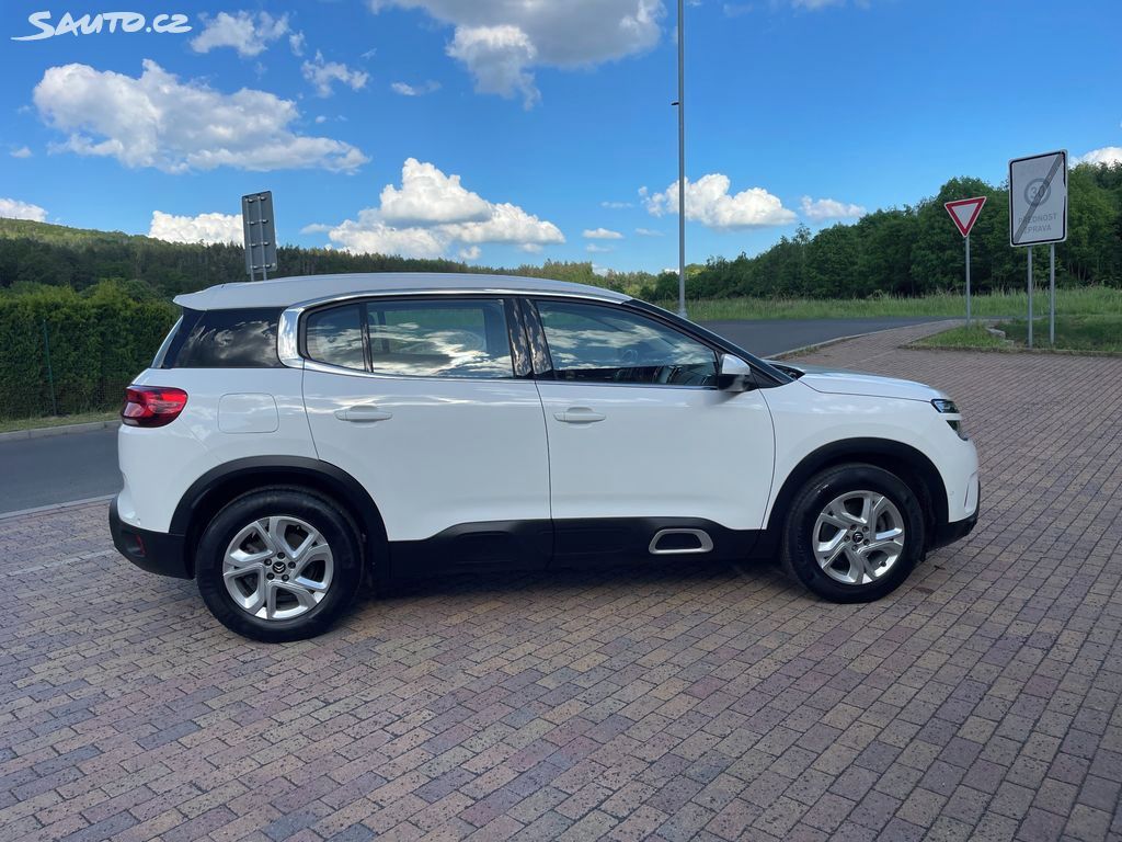 Citroën C5 Aircross, 1.2 PureTech 96kW AC,PDC,LIVE - fotka 6