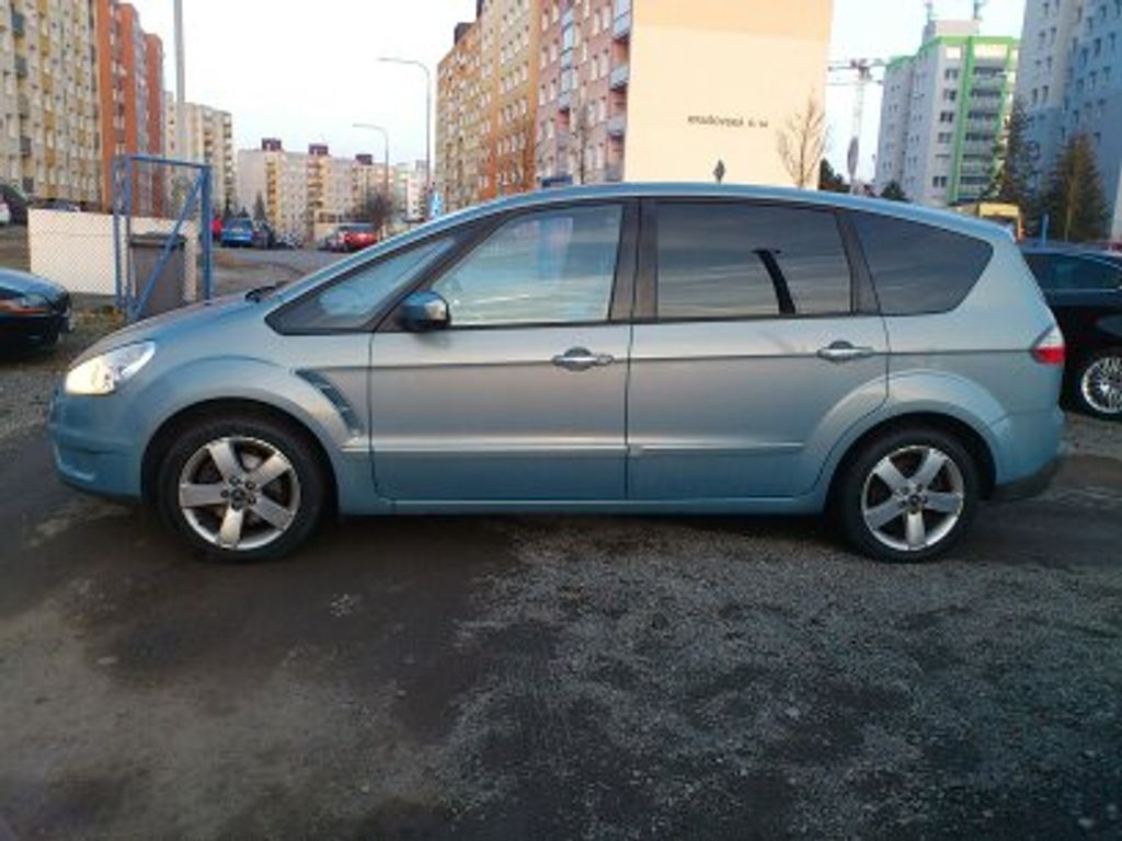 Ford S-MAX, 1.8 TDCi Titanium - fotka 2