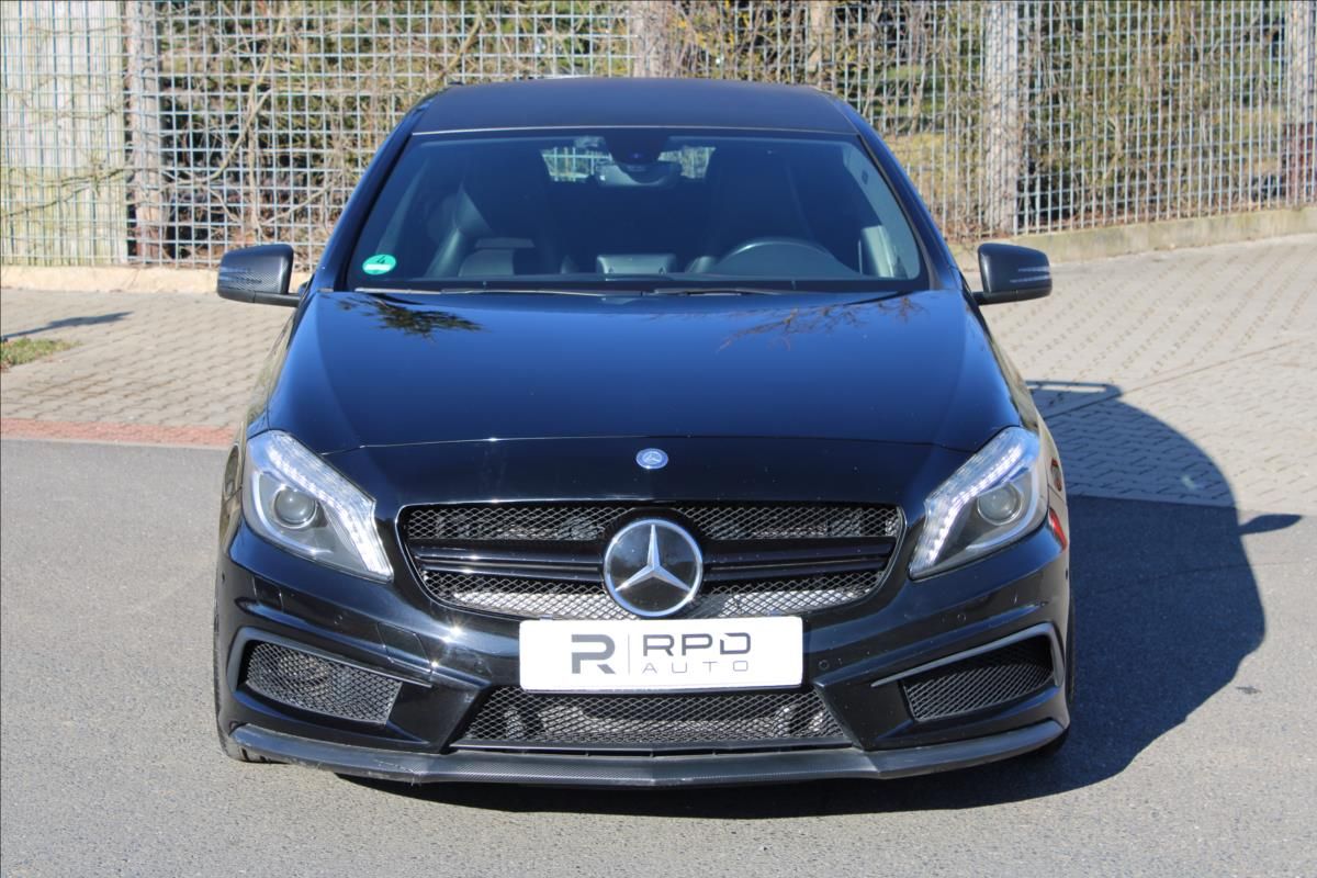 Mercedes-Benz Třídy A, A45 AMG 4MATIC / 265kW - fotka 4
