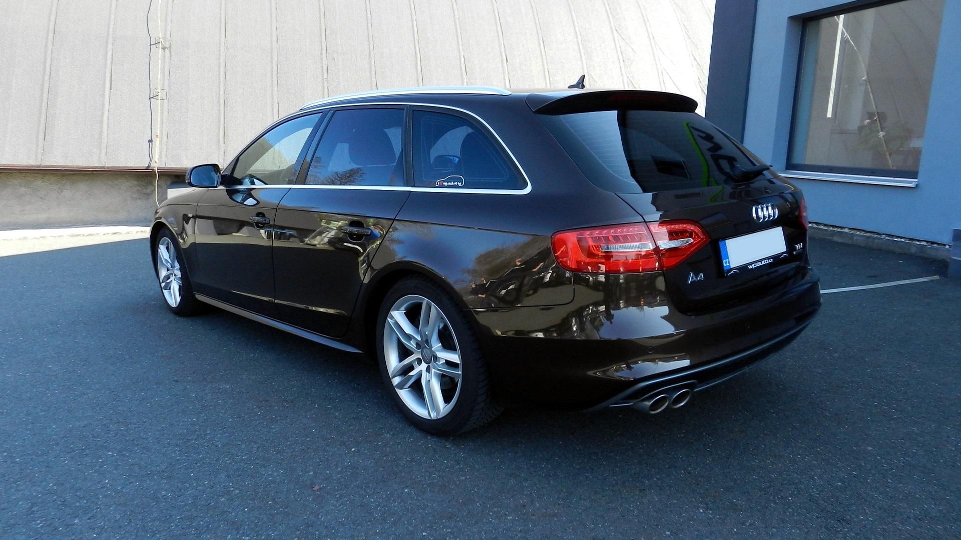 Audi A4, 2.0 TDi 110 kW QUATTRO S-LINE - fotka 3