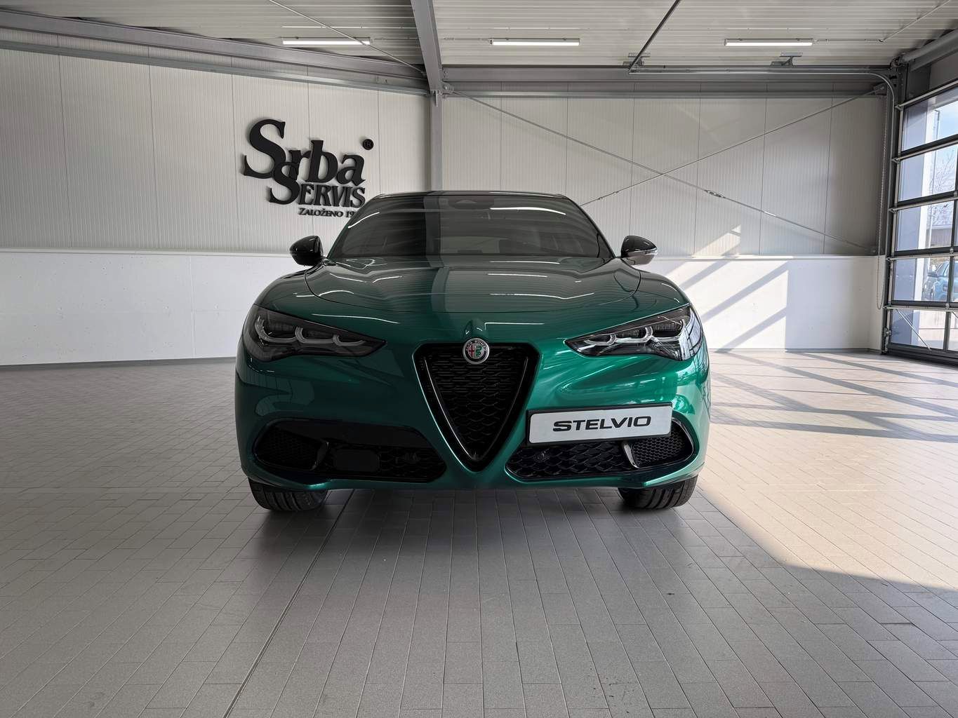 Alfa Romeo Stelvio, 2.0 Turbo 280k Q4 TRIBUTO ITAL - fotka 2