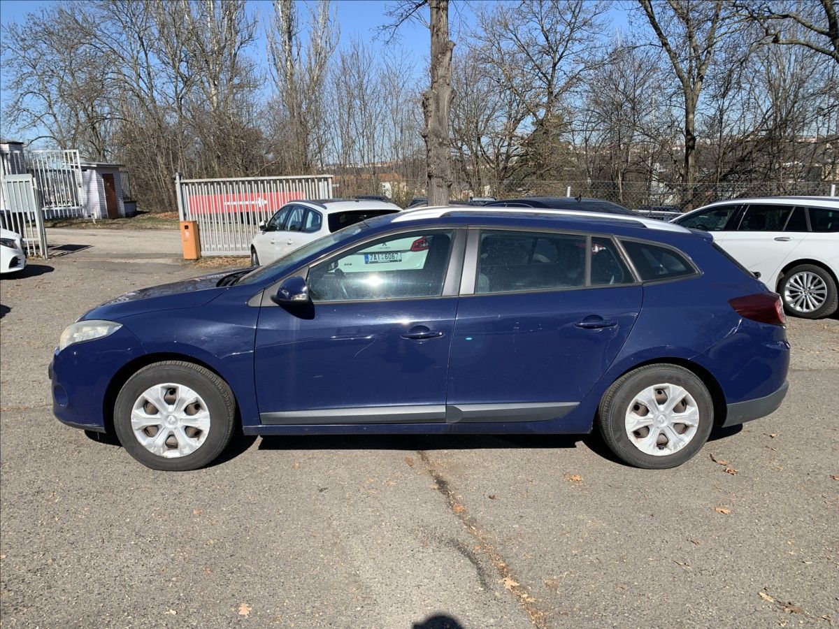 Renault Mégane, 1,6 16V 110 BHP EXPRESSION - fotka 3