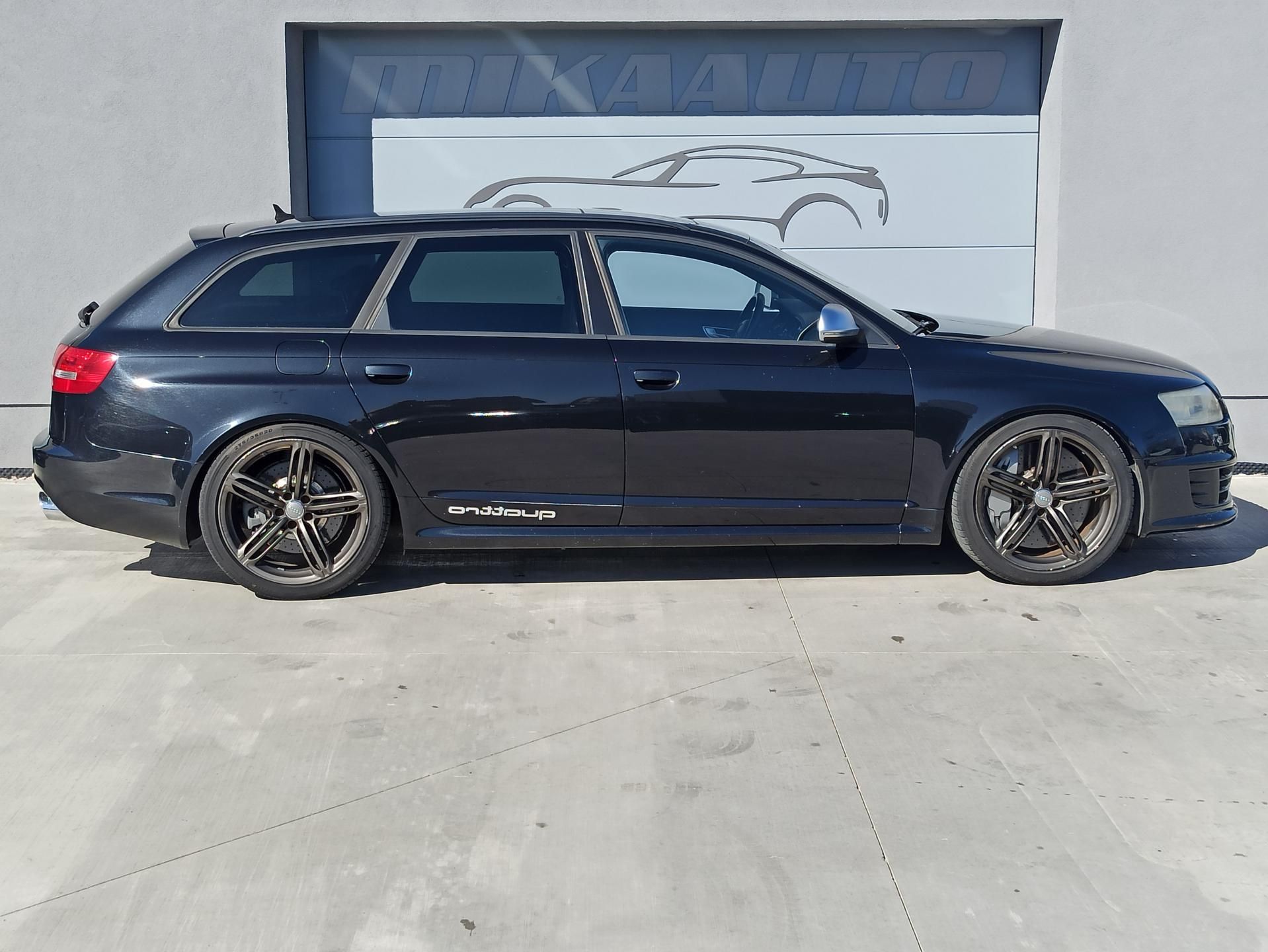 Audi RS6, + 5.0 V10 426kW BLACK EDITION - fotka 6
