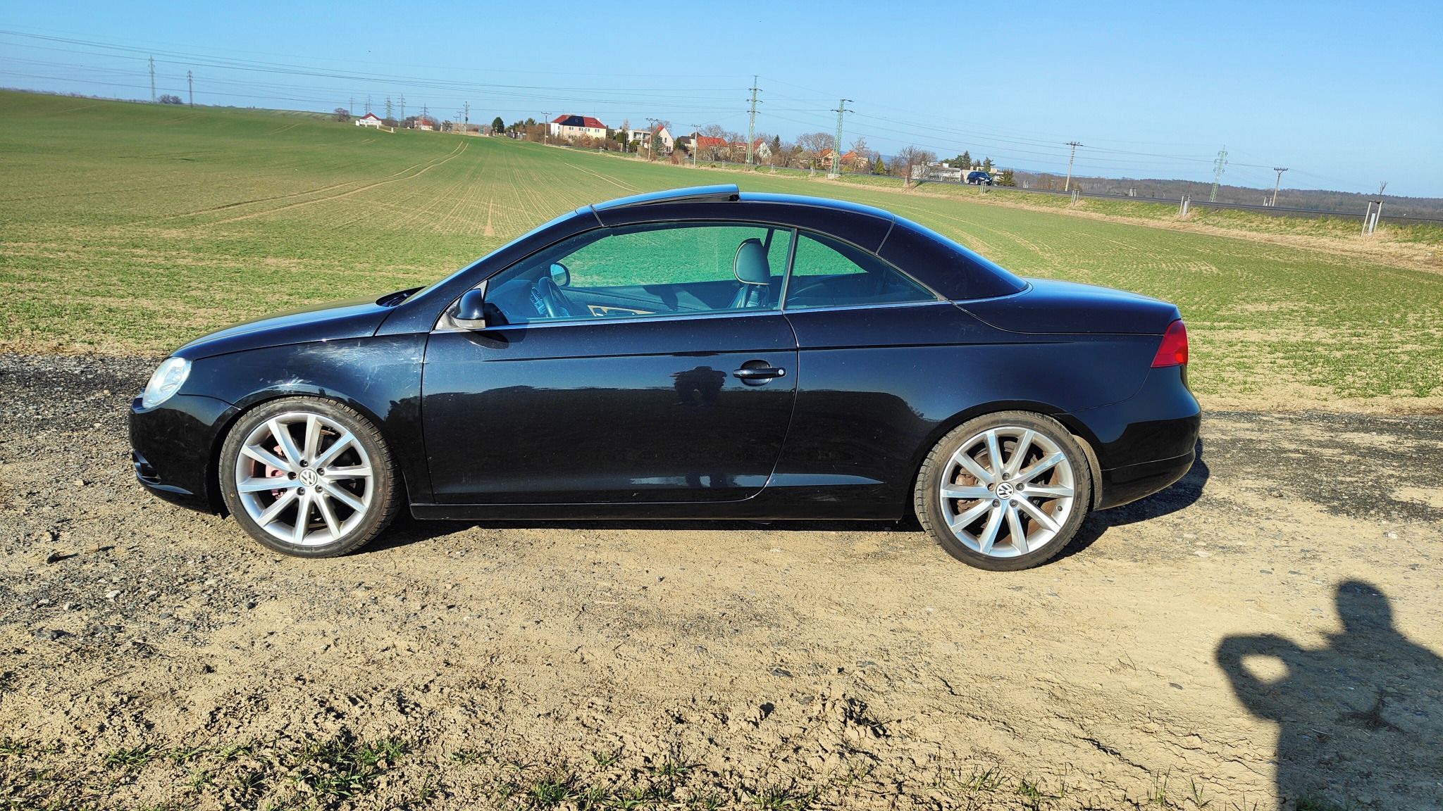 Volkswagen Eos, 3.2 V6 DSG INDIVIDUAL, výbava - fotka 3