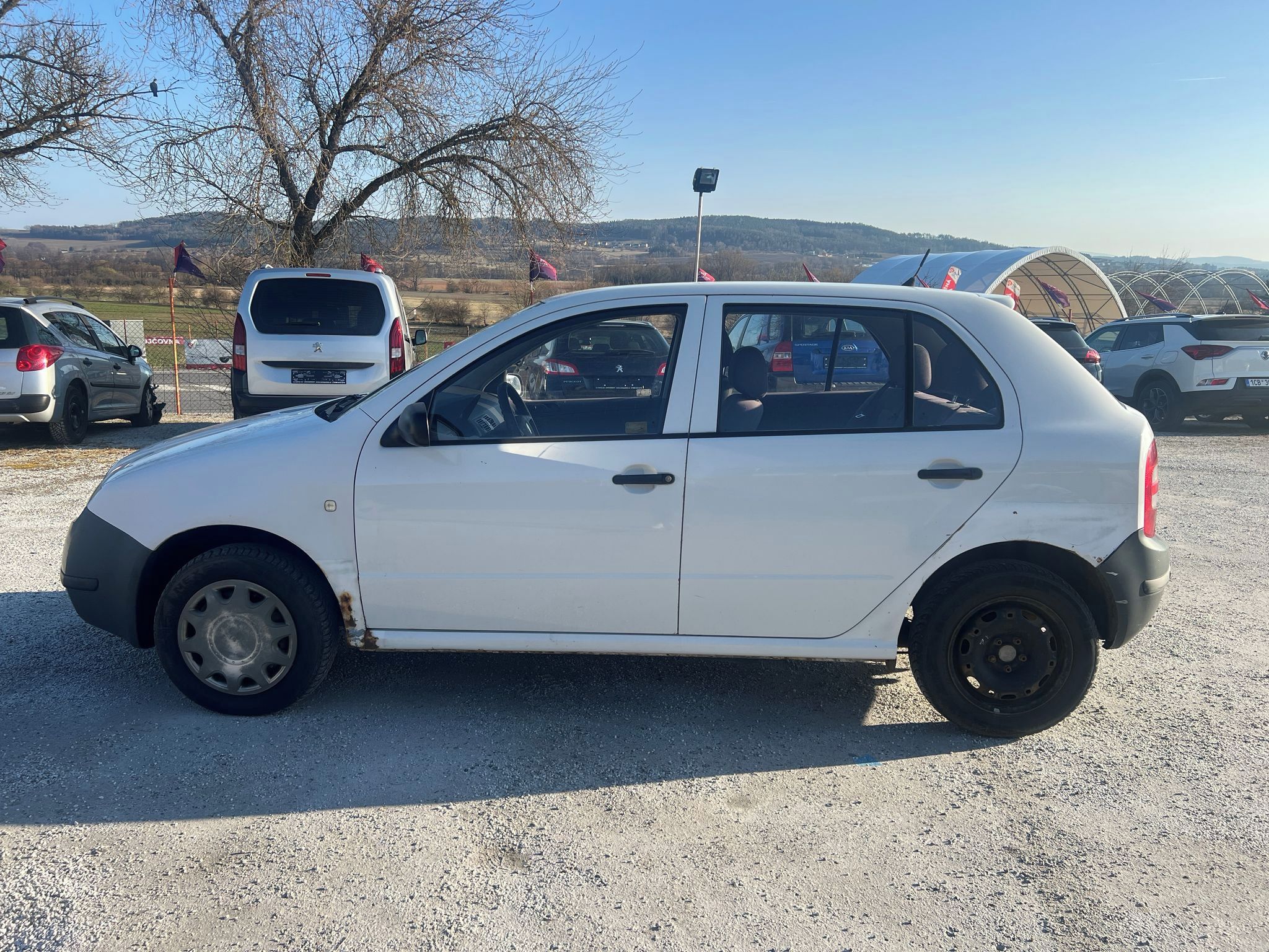 Škoda Fabia, 1.2 HTP Junior - fotka 4