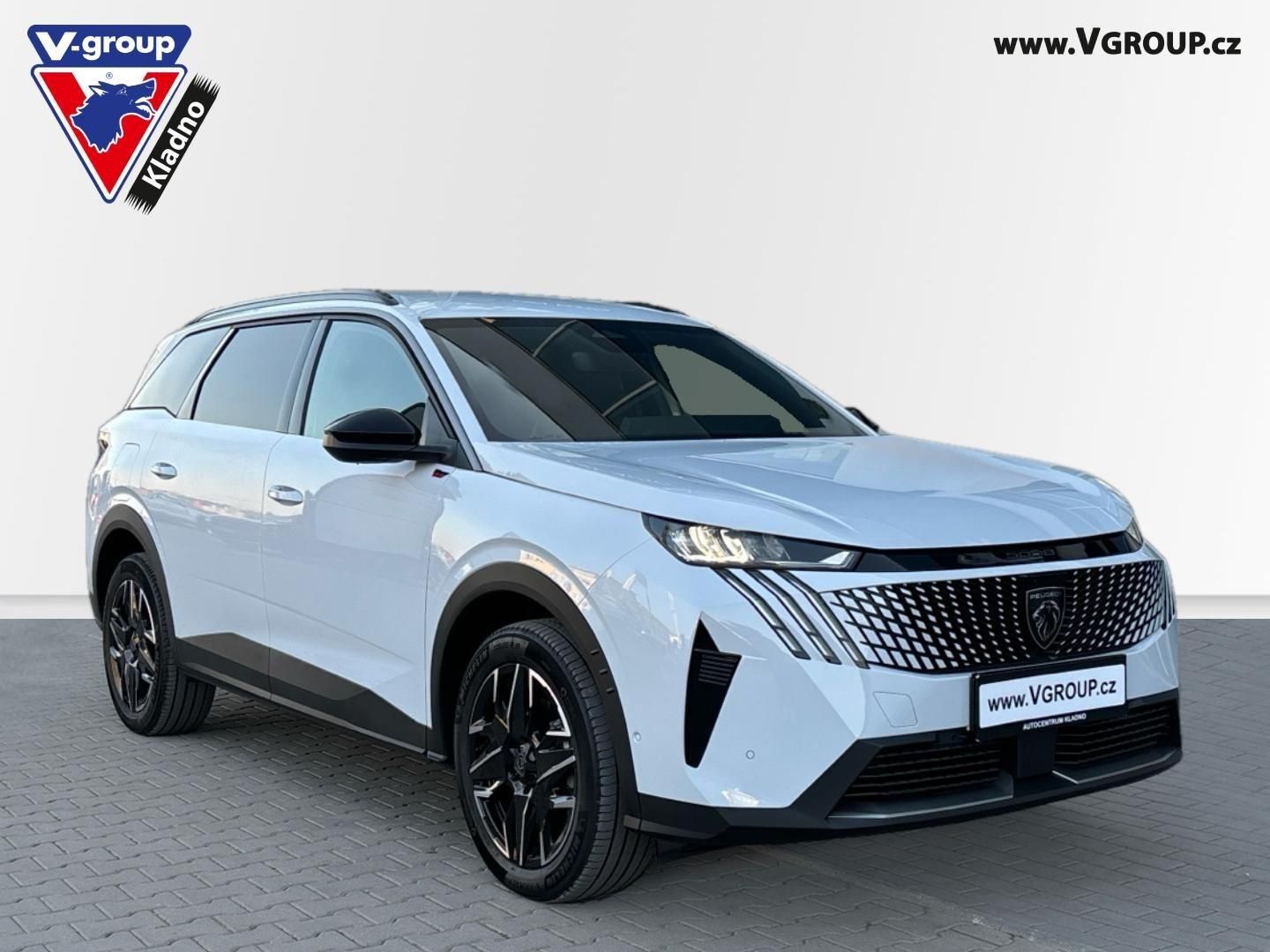 Peugeot 5008, Allure, navíc výbava za 127tis