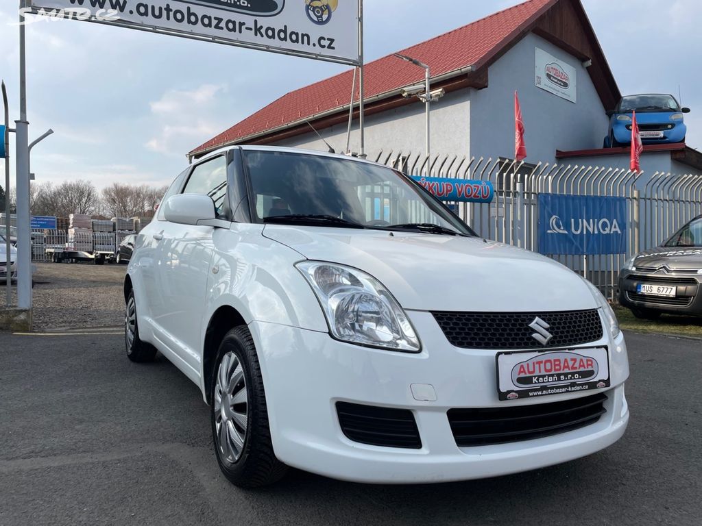 Suzuki Swift, 1,3 68 kW,SERVISKA