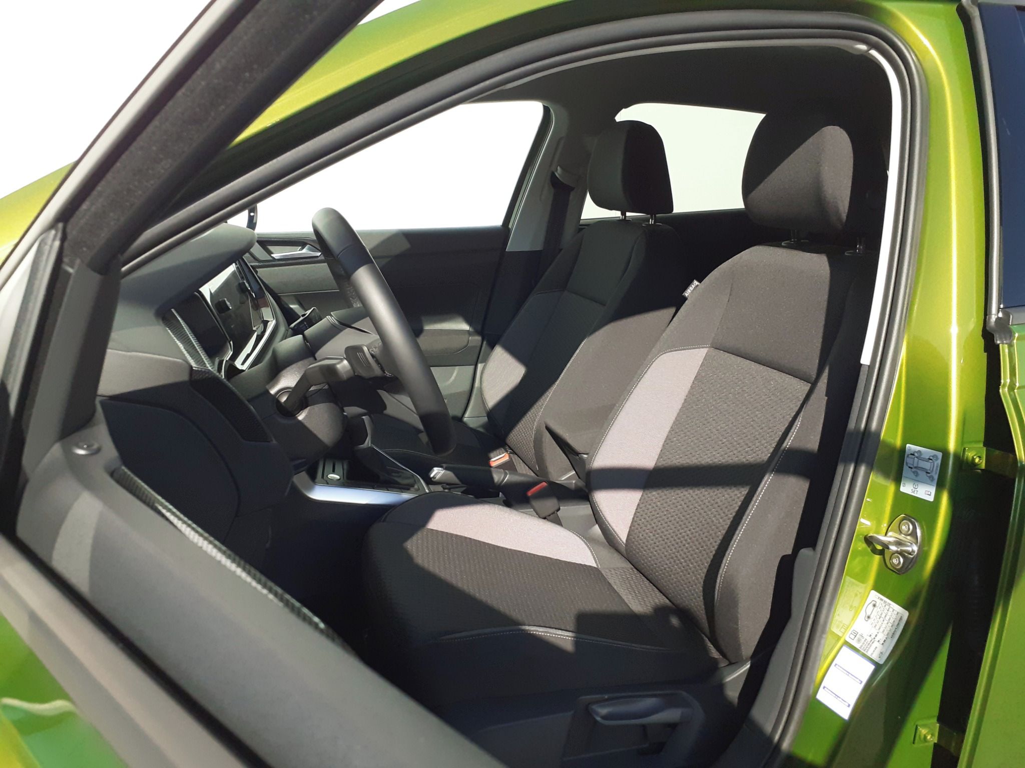 Volkswagen Taigo, 1.0 TSI 85 kW DSG Life - fotka 6