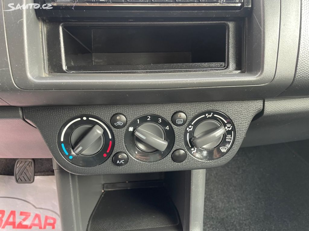 Suzuki Swift, 1,3 68 kW,SERVISKA