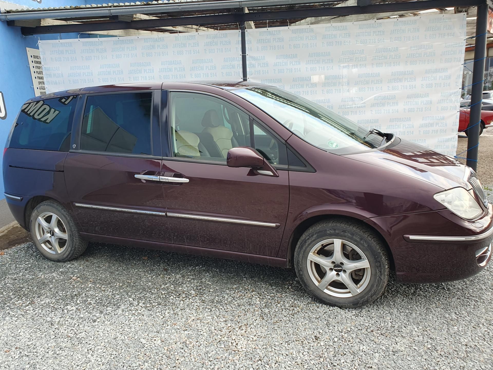 Lancia Phedra, 2.2 JTD 125 KW - fotka 3