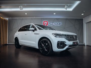 3.0TDI V6 R-line 210 kW *TOP*