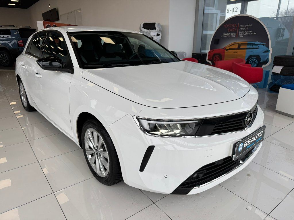Opel Astra, 1.2T 96kW 2023 - fotka 3