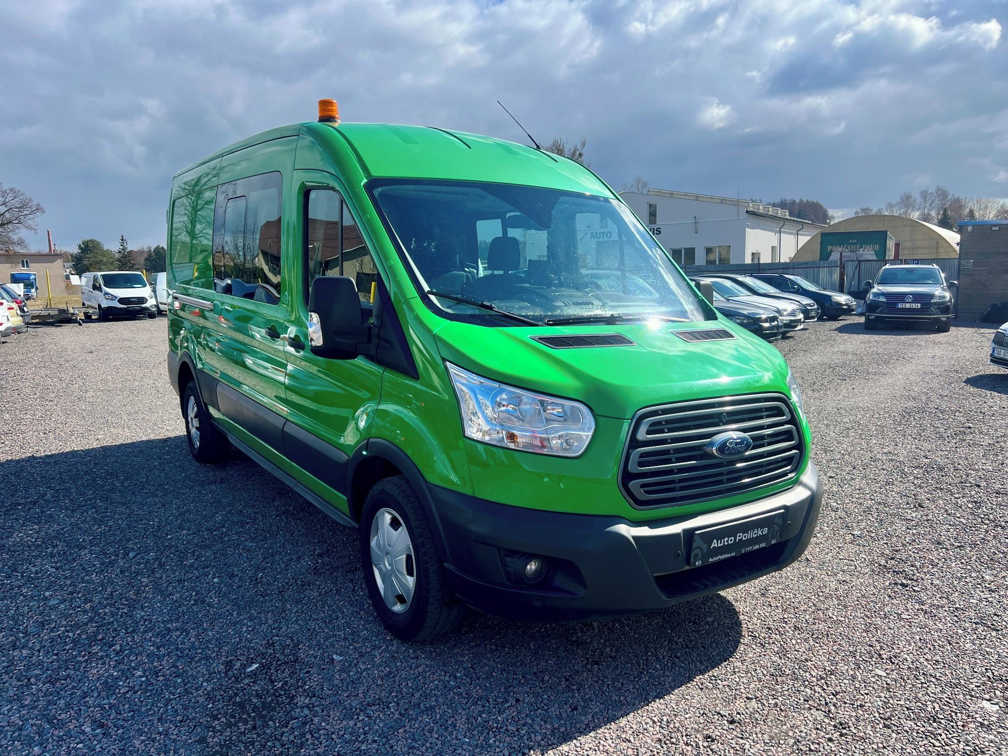 Ford Transit, 2.0 TDCi 96kW 5 míst,Stav - fotka 4