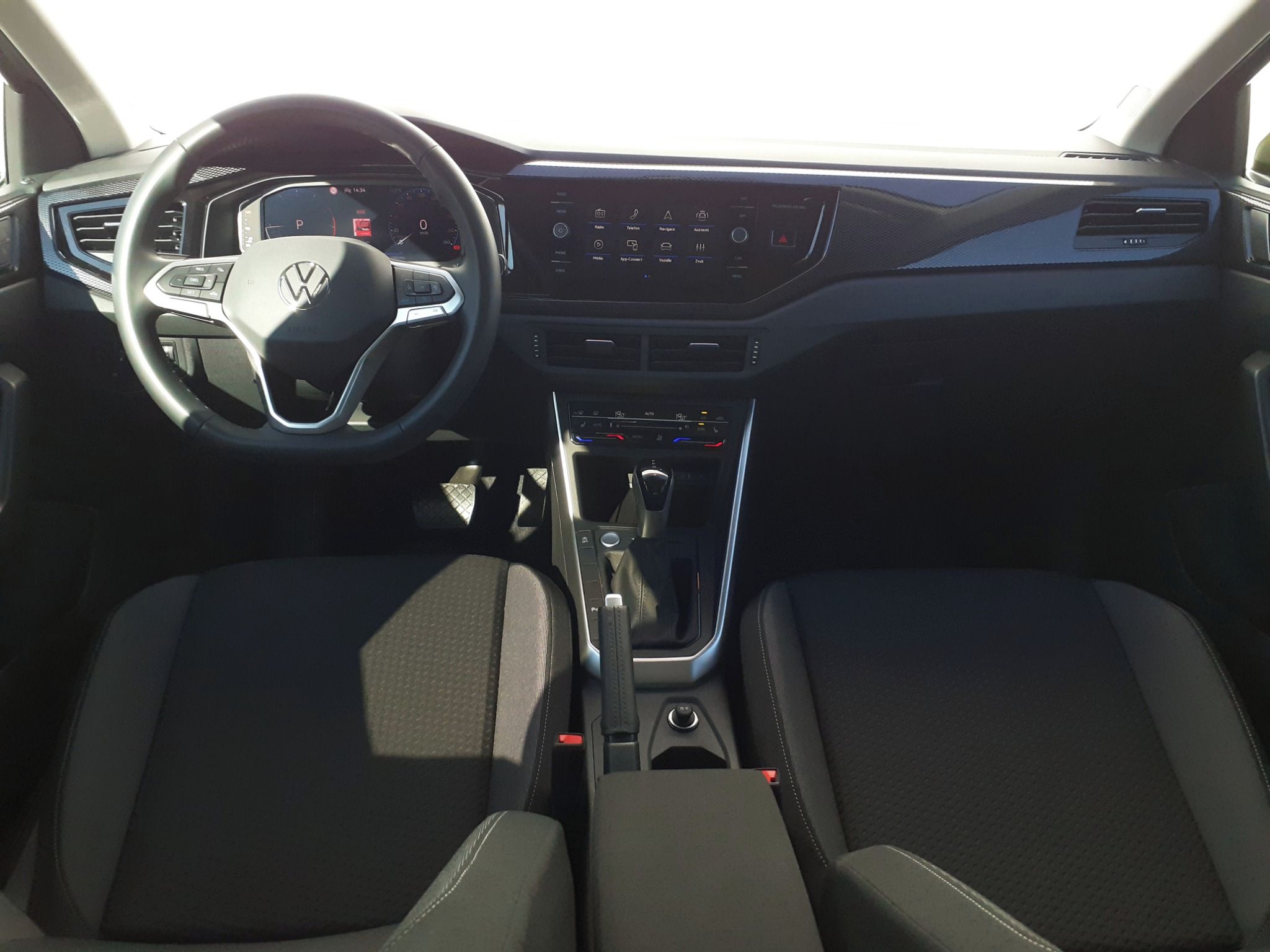 Volkswagen Taigo, 1.0 TSI 85 kW DSG Life - fotka 5