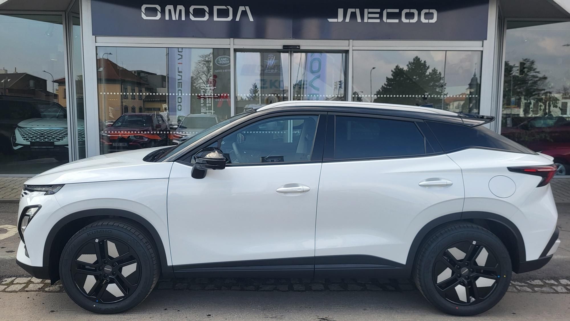 Omoda 5, PREMIUM 1,6 TGDI - fotka 3