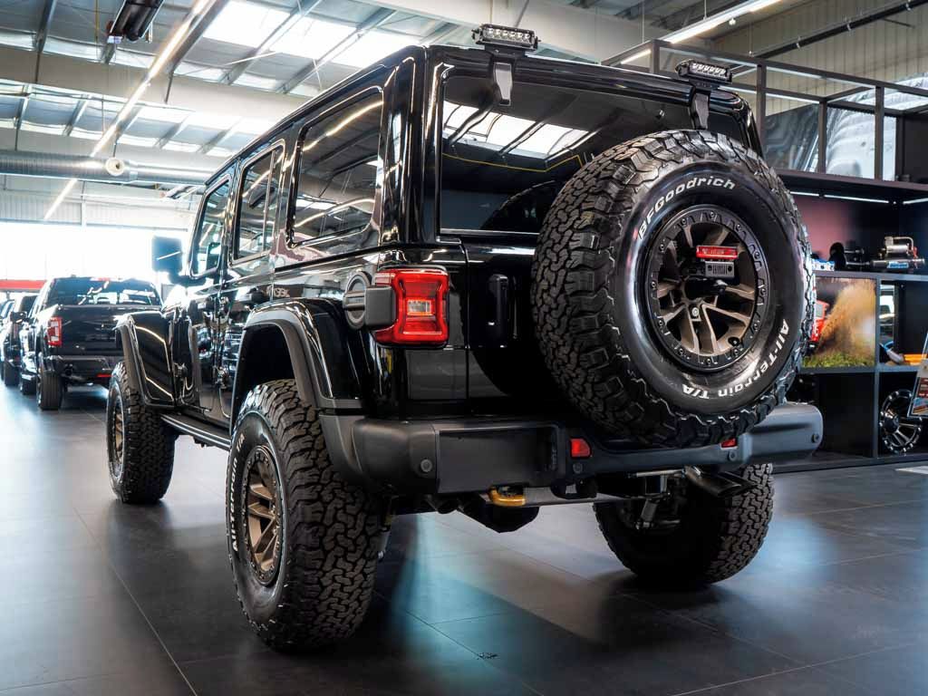 Jeep Wrangler, 6.4 392 Lift Edition, 37" pneu - fotka 3