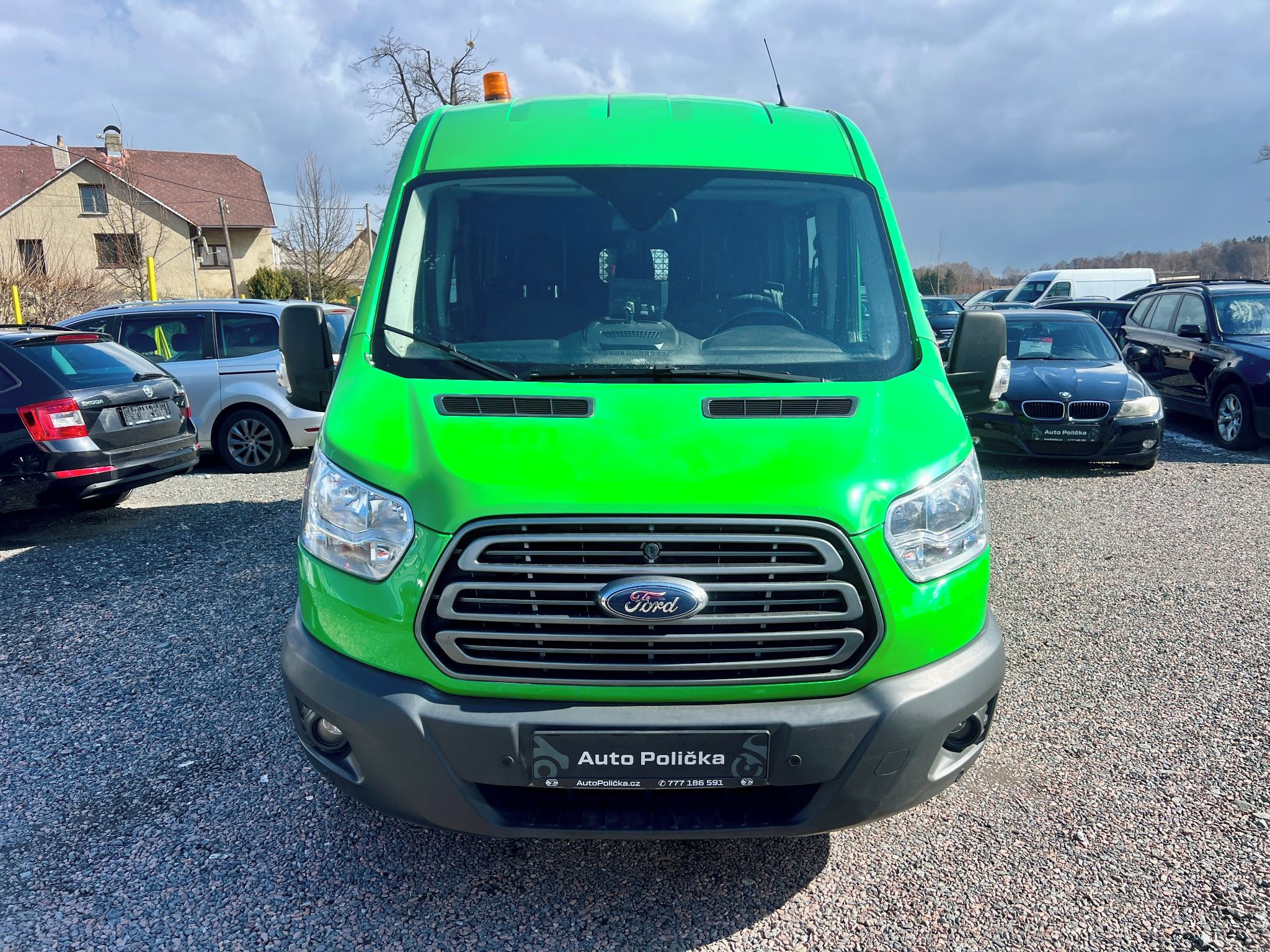 Ford Transit, 2.0 TDCi 96kW 5 míst,Stav - fotka 3