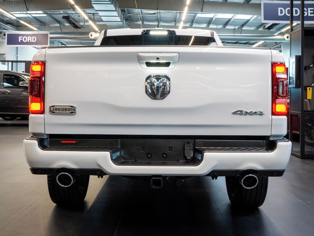 Dodge Ram, 5.7 V8 eTorque, Longhorn - fotka 5