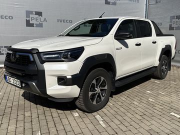 Obrázek k inzerátu: Toyota Hilux, INVICIBLE, Webasto, JBL, LED