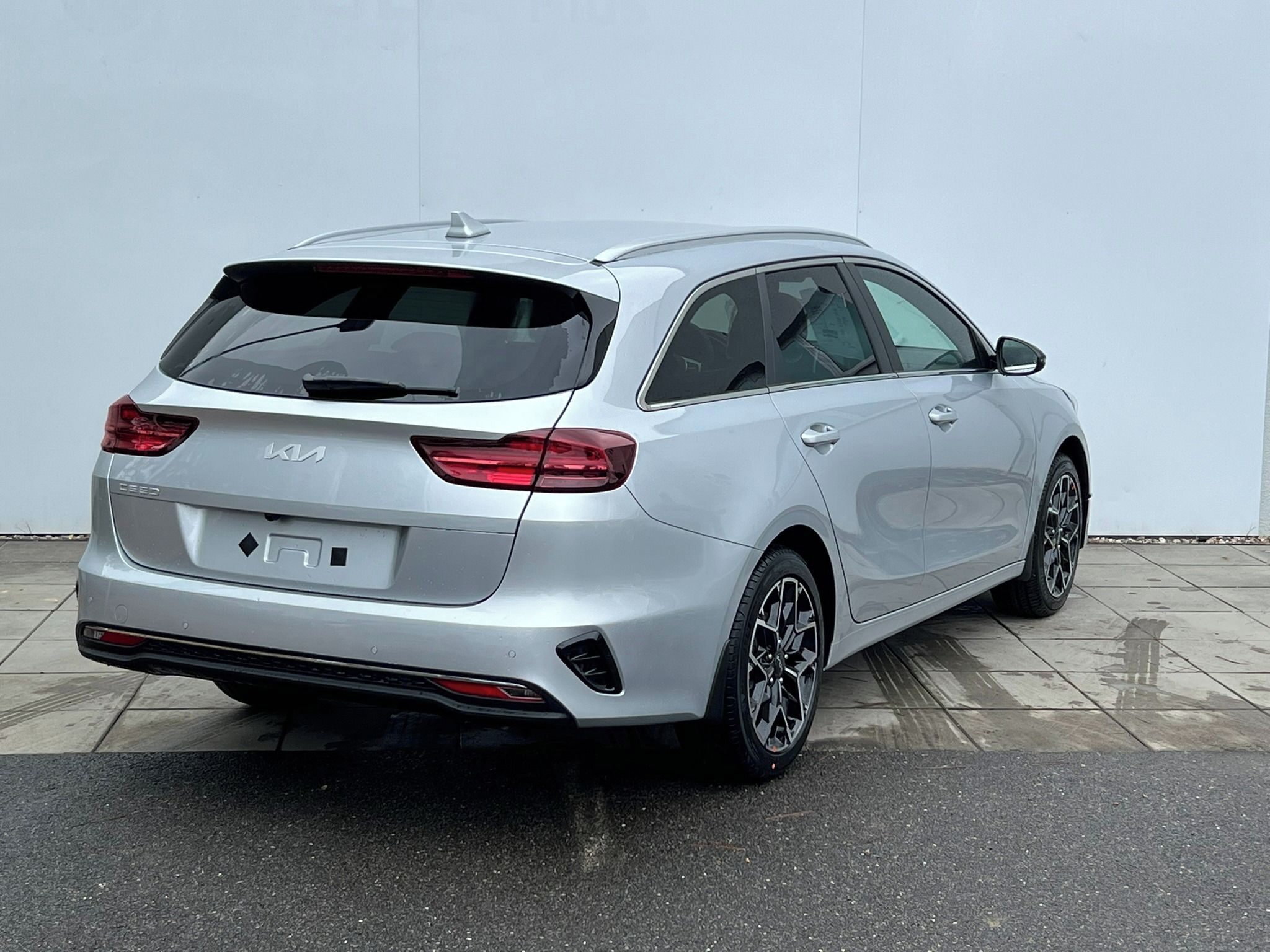 Kia Cee´d SW, 1,5 T-GDi EDICE 30 - fotka 6