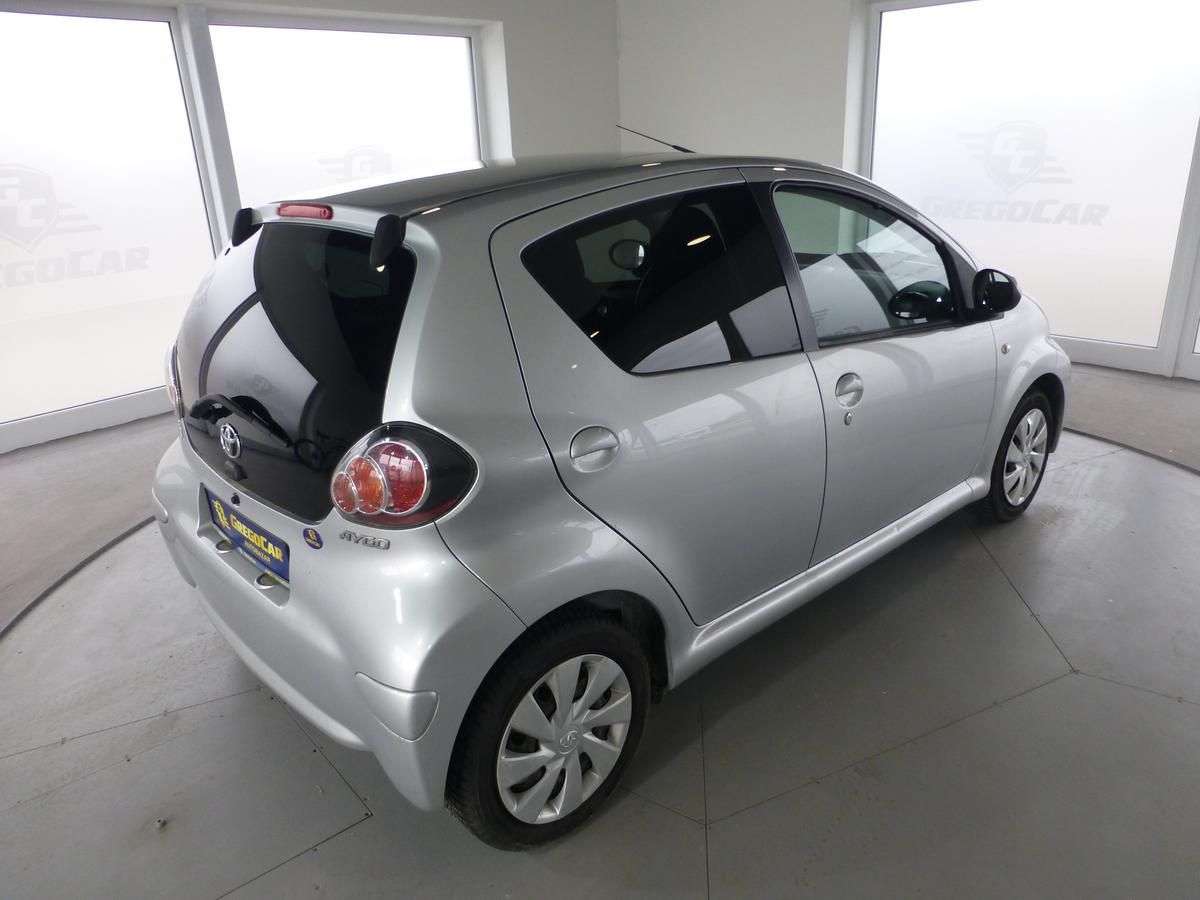 Toyota Aygo, 1,0-50KW*KLIMATIZACE+SADA KOL - fotka 6