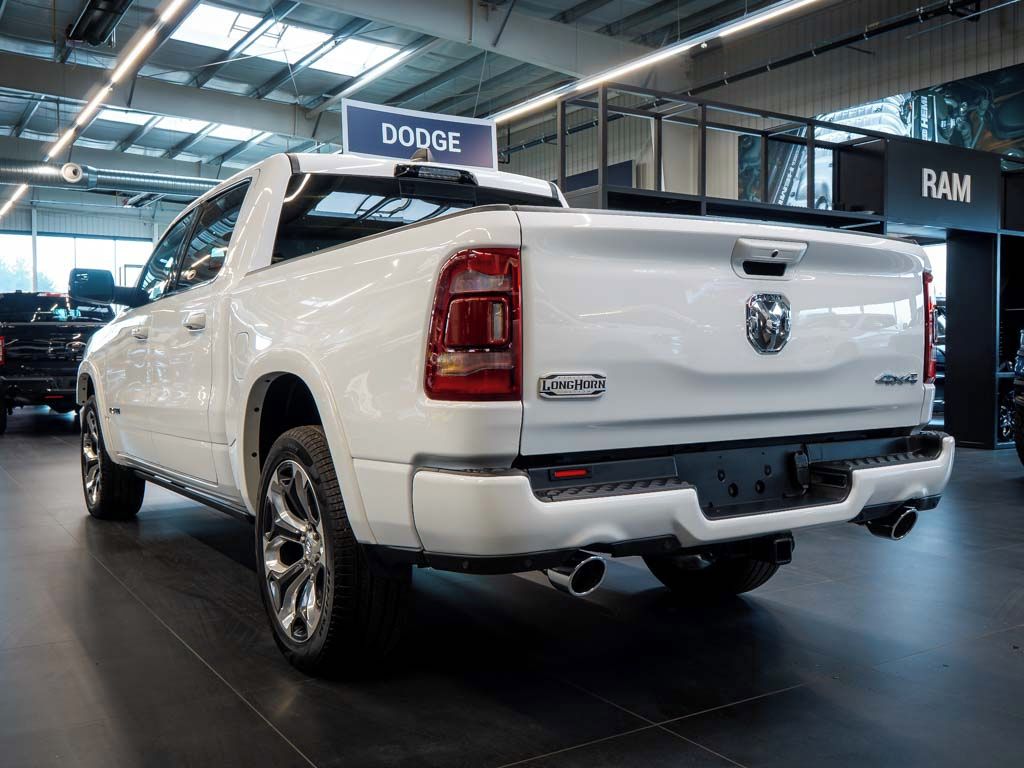 Dodge Ram, 5.7 V8 eTorque, Longhorn - fotka 3