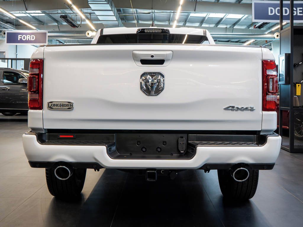 Dodge Ram, 5.7 V8 eTorque, Longhorn - fotka 4
