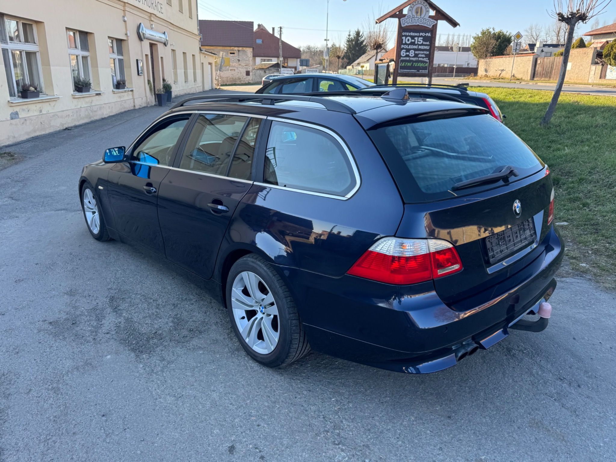 BMW Řada 5, 525d.Klima.130kw.Xenon - fotka 3