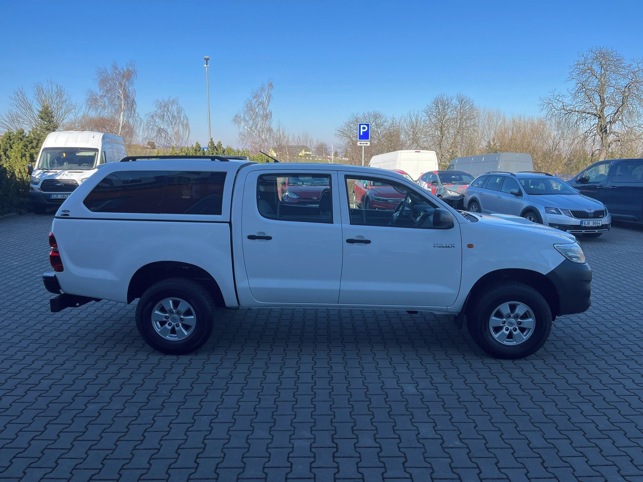 Toyota Hilux, 2,5 D-4D, 4WD, 2 sady KOL - fotka 6