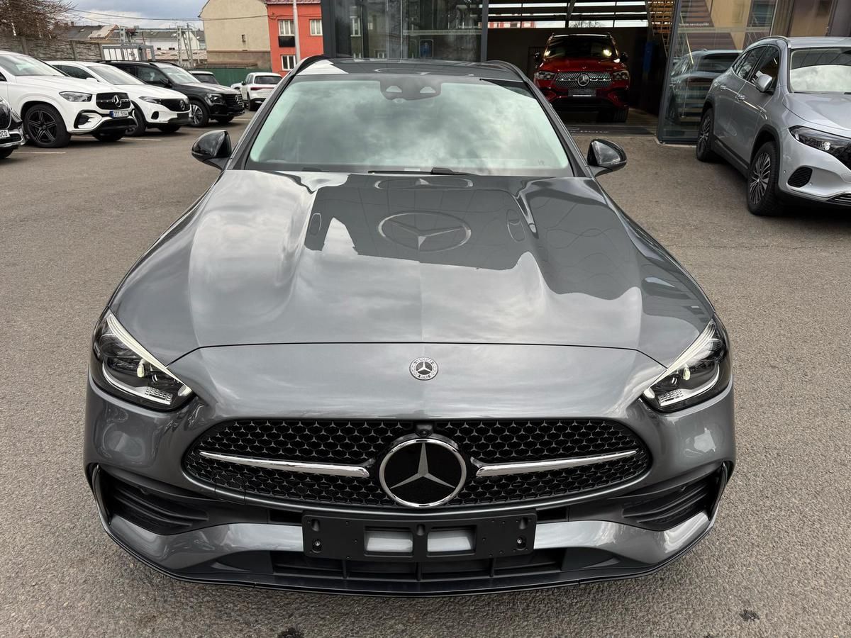 Mercedes-Benz Třídy C, C 220d 4MATIC kombi - fotka 2