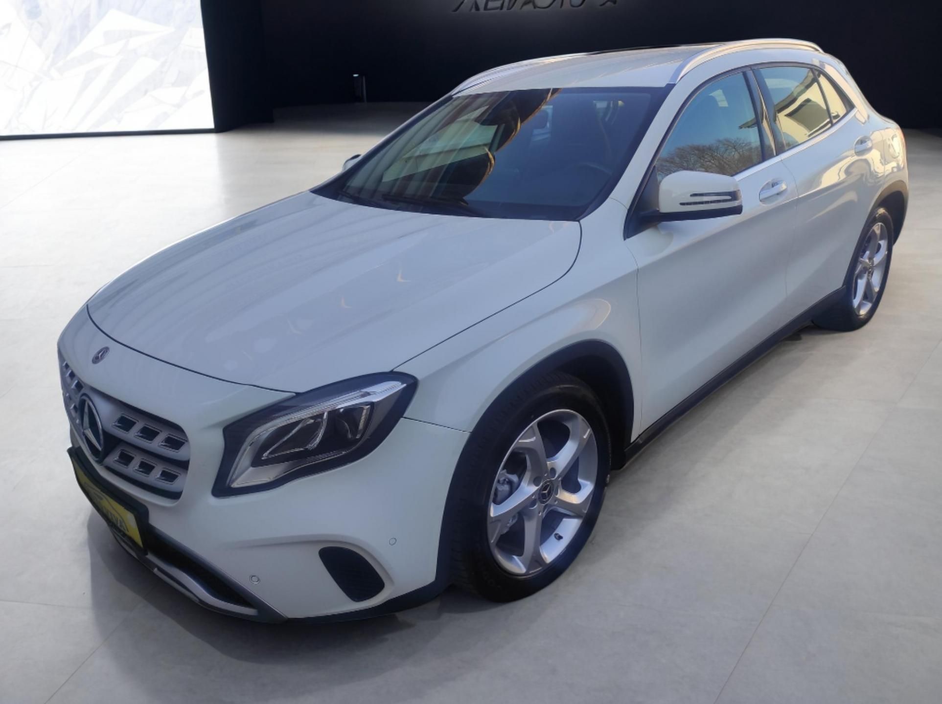 Mercedes-Benz GLA, 200d 4MATIC,AT,ČR