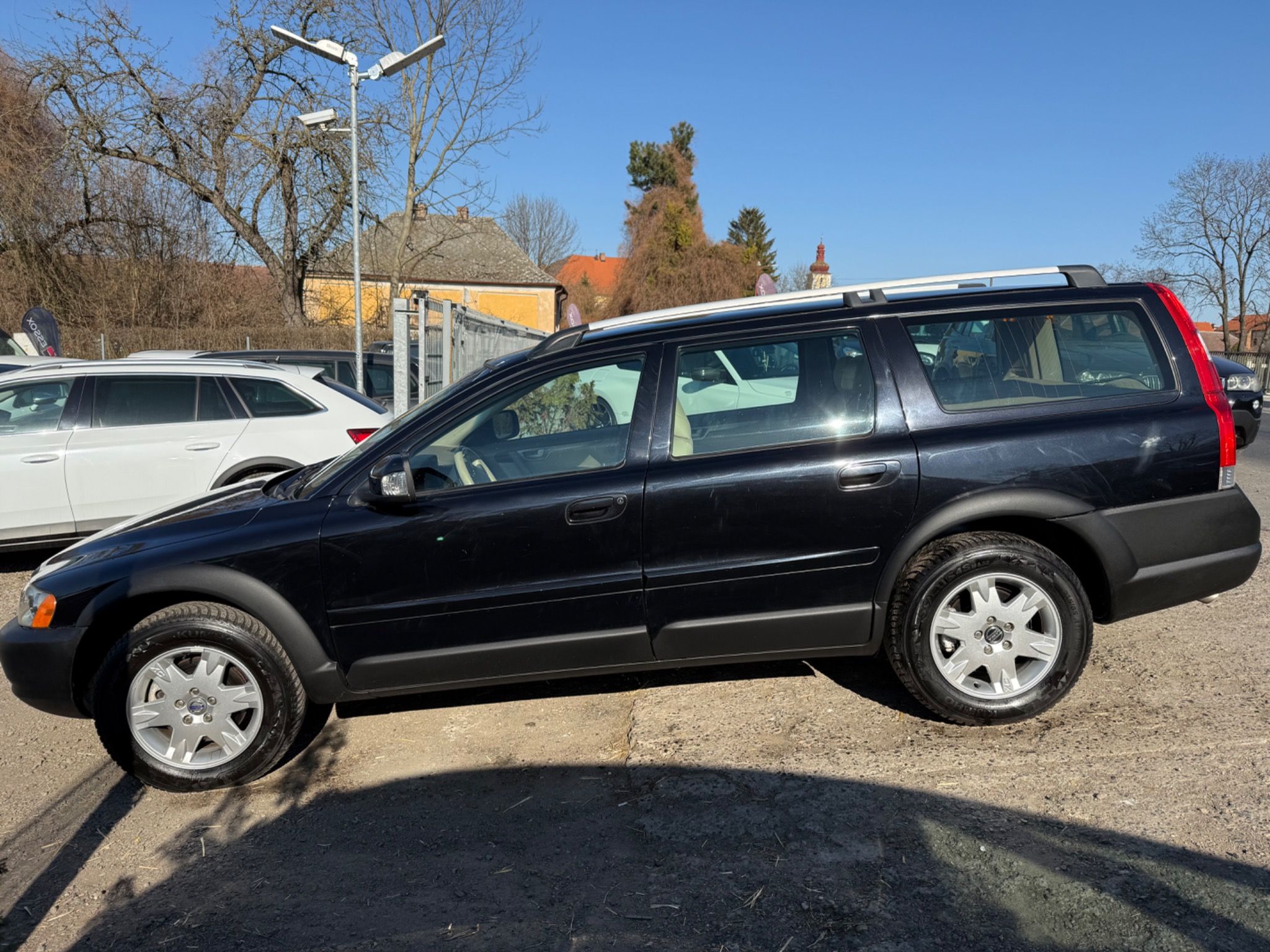 Volvo XC70, 2.4D5 136KW AWD - fotka 3