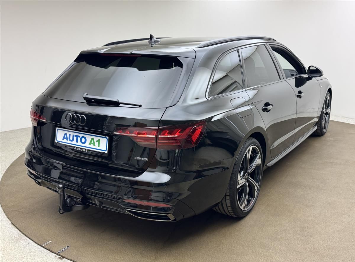 Audi A4, 2,0 TDi S-LINE ACC COMPETITION - fotka 4