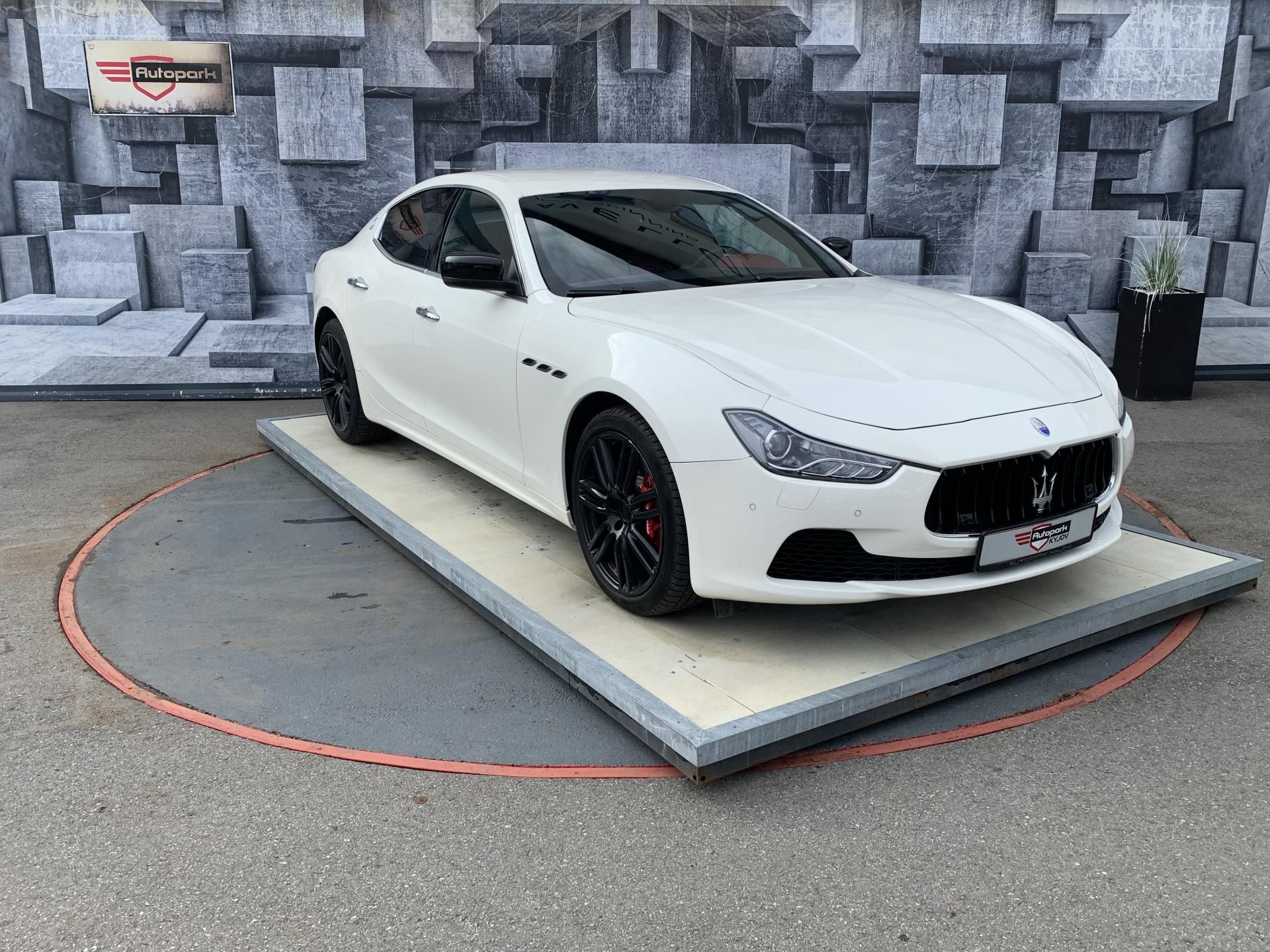 Maserati Ghibli, S Q4, 3.0, 302 KW