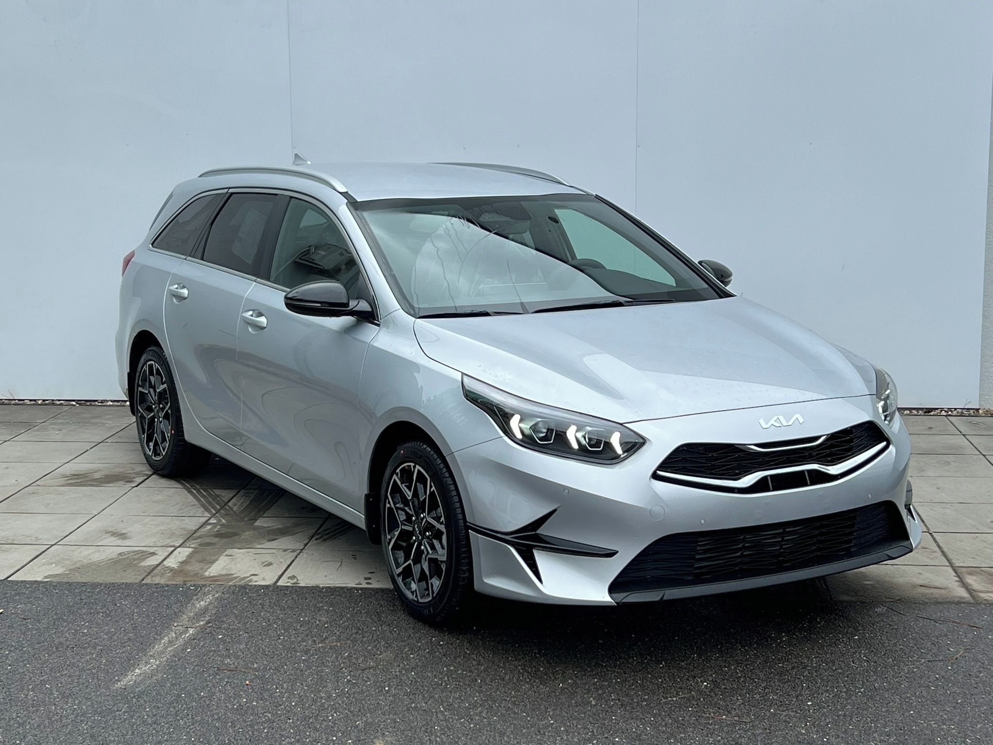 Kia Cee´d SW, 1,5 T-GDi EDICE 30 - fotka 3