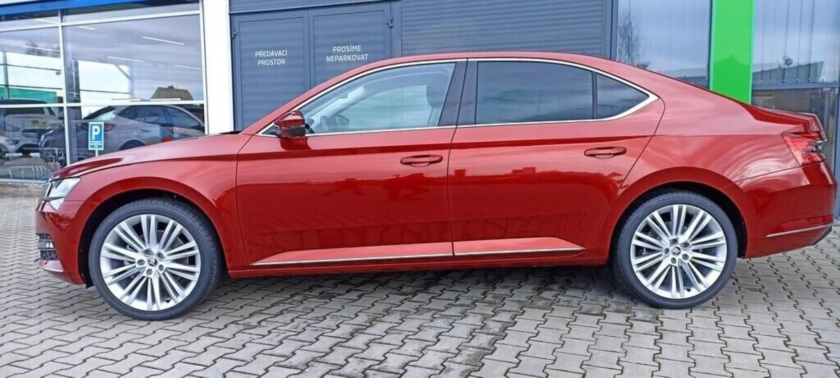 Škoda Superb, Style 2,0 TDI 147 kW - fotka 3