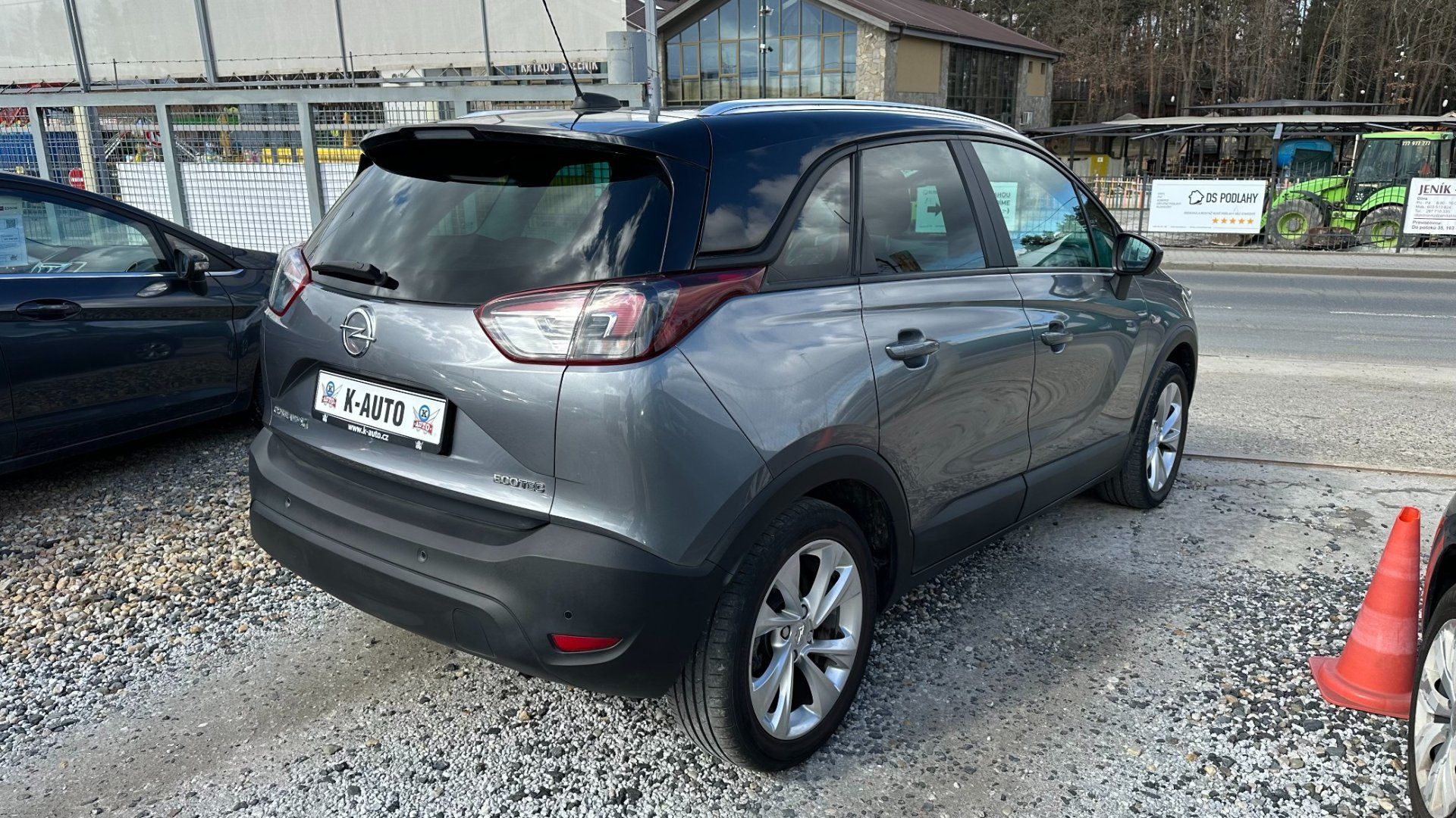 Opel Crossland X, 1.2Turbo 81kW *Výbava*Alu* - fotka 4