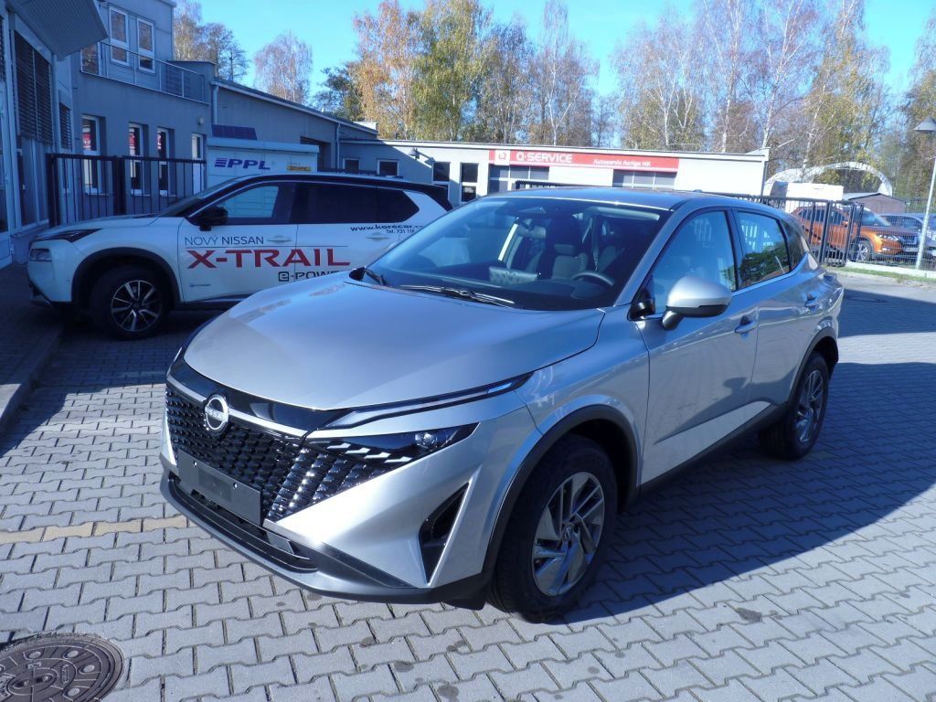 Nissan Qashqai, 1.3DIG-T 158HP AT Acenta Cold - fotka 2