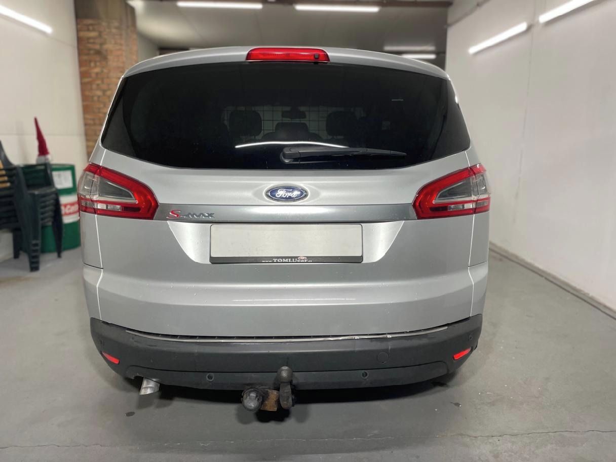 Ford S-MAX, 2,0TDCi-103kw-Titanium-1maj - fotka 5