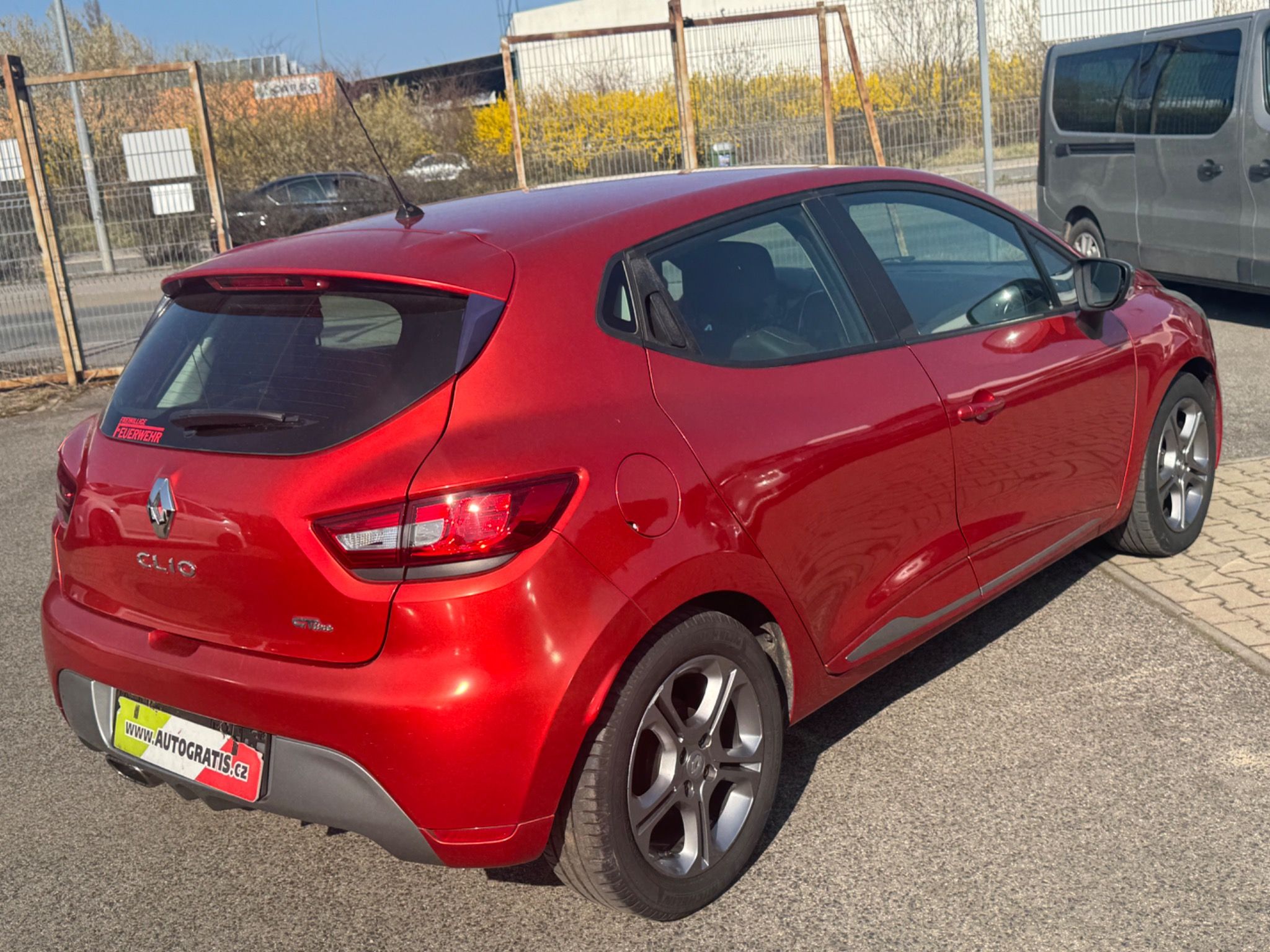 Renault Clio, 0.9Tce-SPORT-GT.LINE-NAVI-TOP - fotka 4