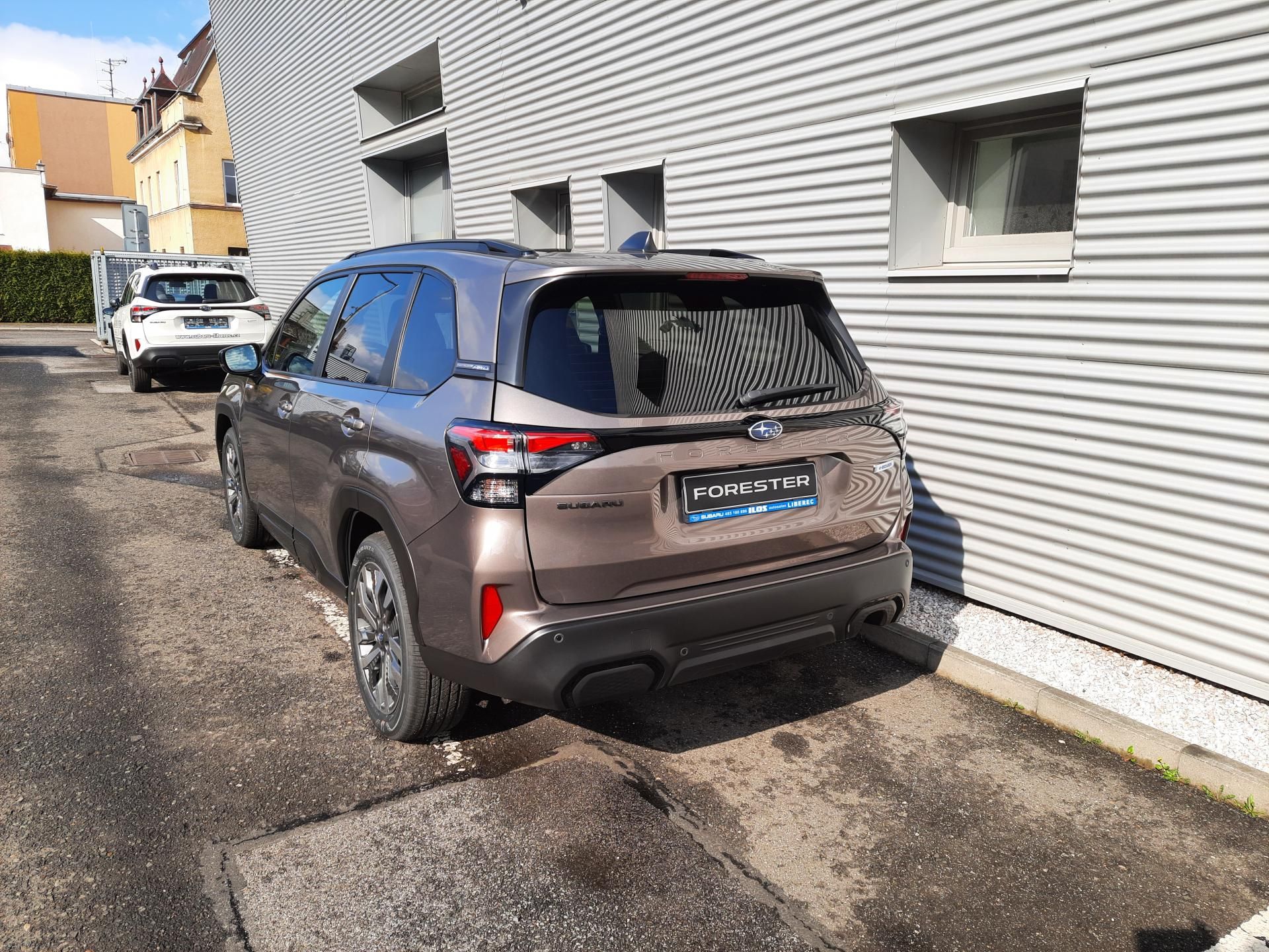 Subaru Forester, NOVÝ FORESTER 2,0i TOURING - fotka 5