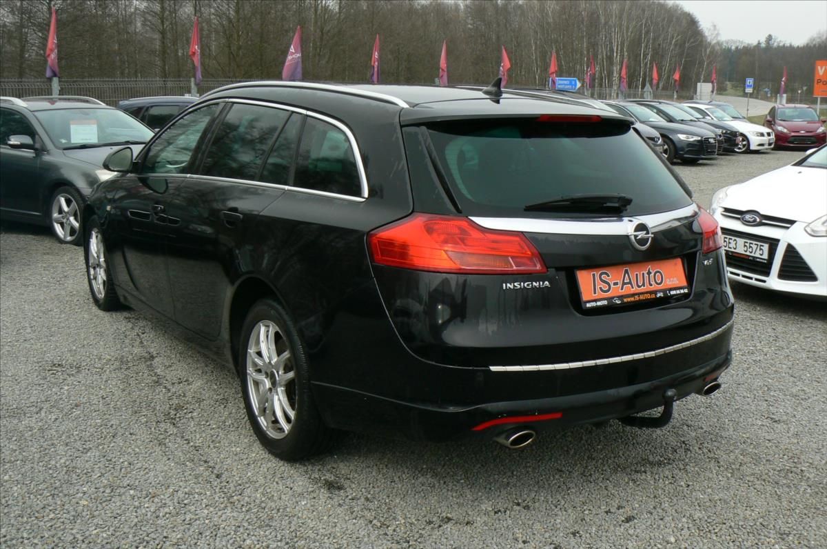 Opel Insignia, 2,8 V6  4x4 Combi AUTOMAT - fotka 5