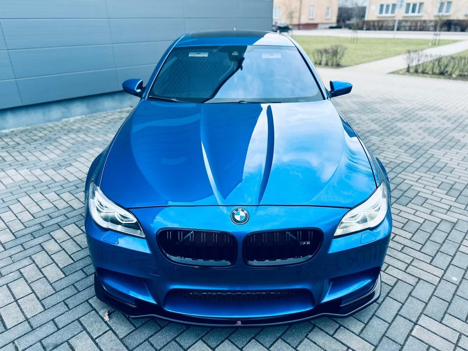 BMW M5, 4.4L Monte Carlo Blue H&R Top - fotka 3