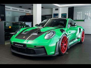 GT3 RS/Weissach/Skladem