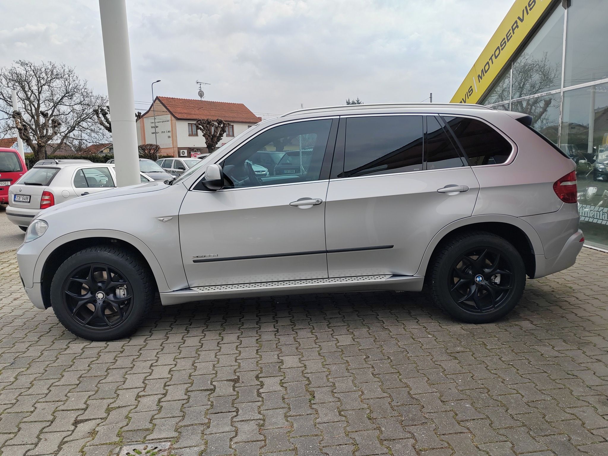 BMW X5, 3.0sd, 210KW,pěkný stav. - fotka 2